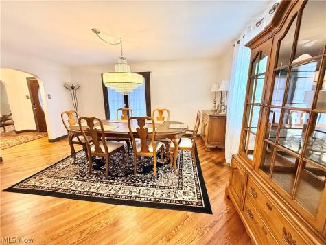 1960 Majestic Circle Steubenville OH 43952
