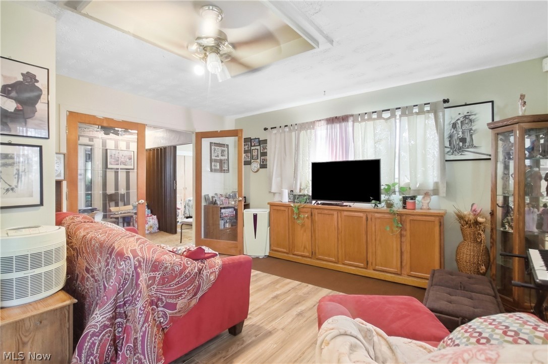 1377 Chippewa Avenue Akron OH 44305