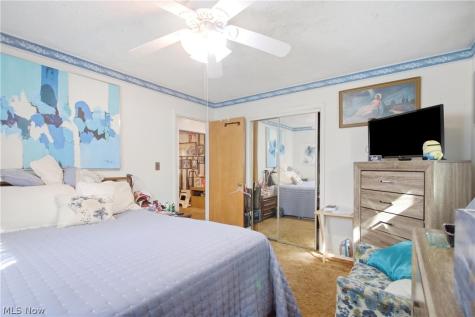 1377 Chippewa Avenue Akron OH 44305