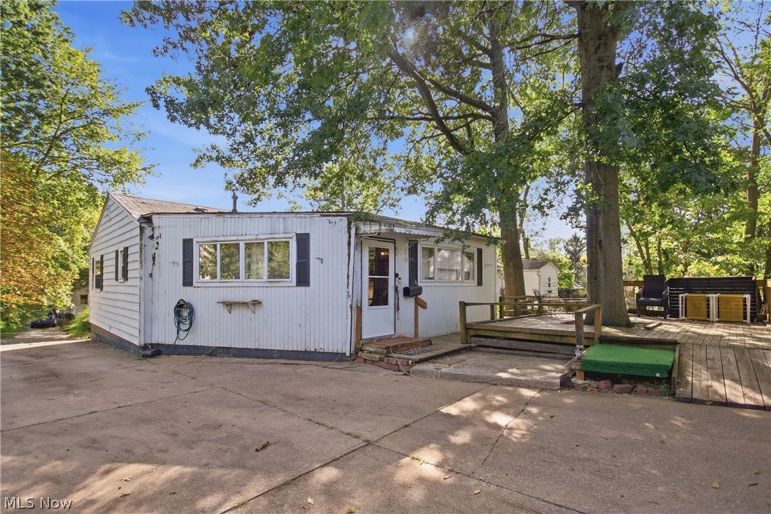 1377 Chippewa Avenue Akron OH 44305