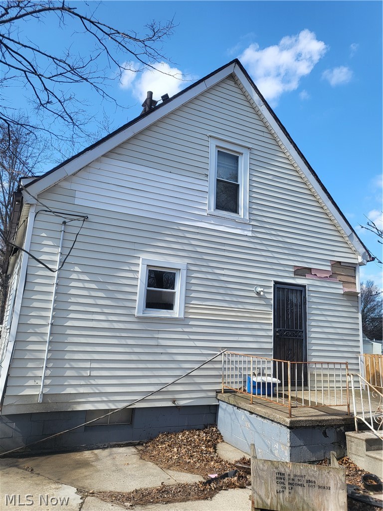 3521 Omaha Avenue Lorain OH 44055