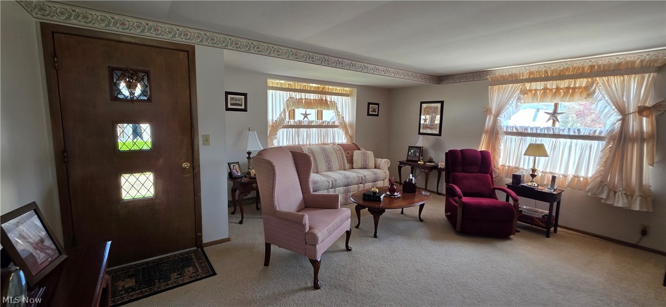6 Thompson Lane Shadyside OH 43947