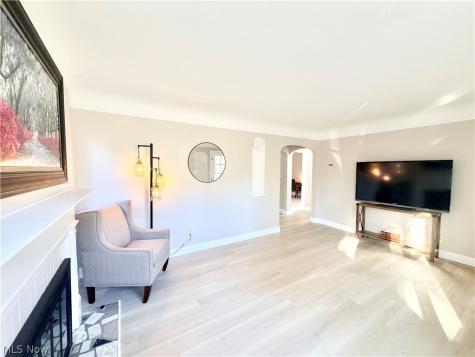 4289 Ardmore Road South Euclid OH 44121