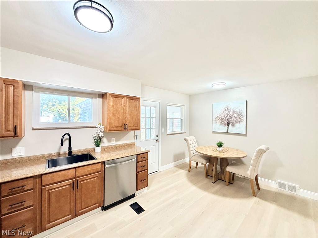 4289 Ardmore Road South Euclid OH 44121