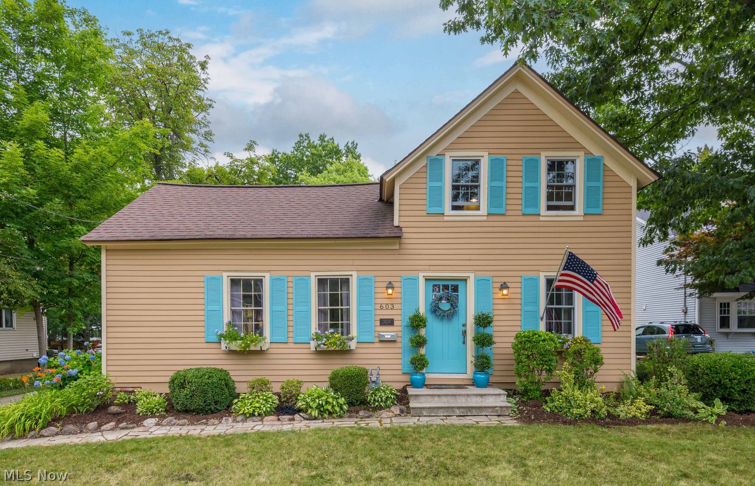 603 Bassett Road Bay Village OH 44140