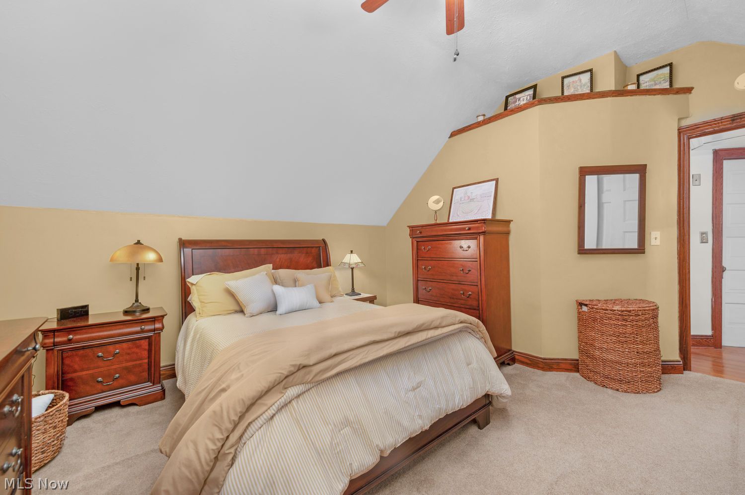 603 Bassett Road Bay Village OH 44140
