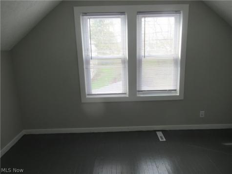 5137 Miller Avenue Maple Heights OH 44137