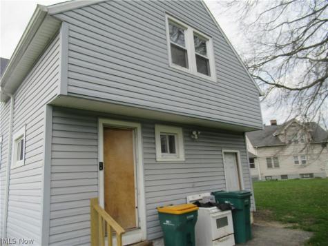 5137 Miller Avenue Maple Heights OH 44137