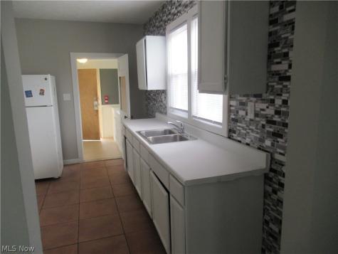 5137 Miller Avenue Maple Heights OH 44137