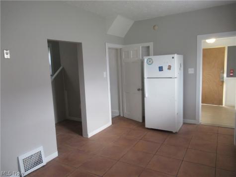 5137 Miller Avenue Maple Heights OH 44137