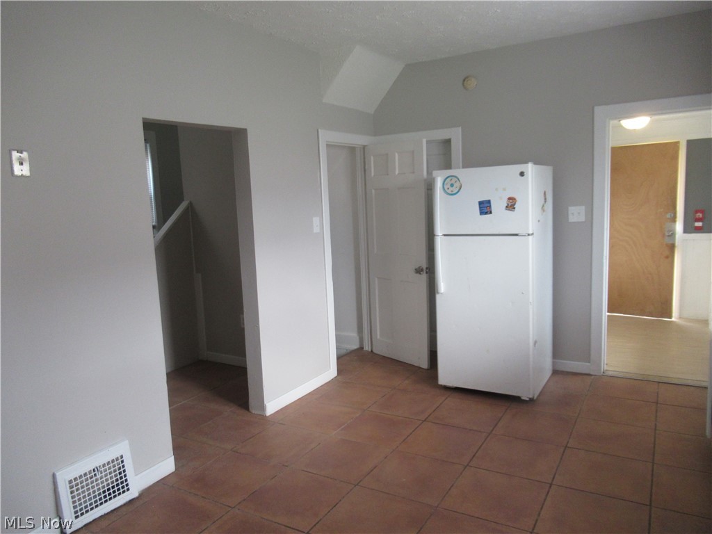 5137 Miller Avenue Maple Heights OH 44137