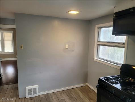 11808 Jesse Avenue Cleveland OH 44105