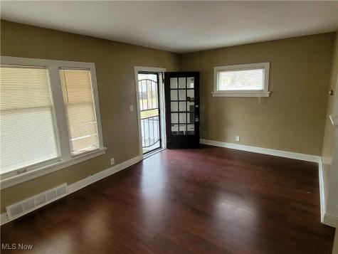 11808 Jesse Avenue Cleveland OH 44105