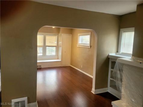 11808 Jesse Avenue Cleveland OH 44105