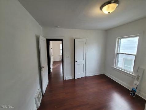 11808 Jesse Avenue Cleveland OH 44105