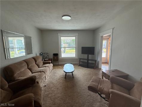 1609 Ridge Avenue Steubenville OH 43952