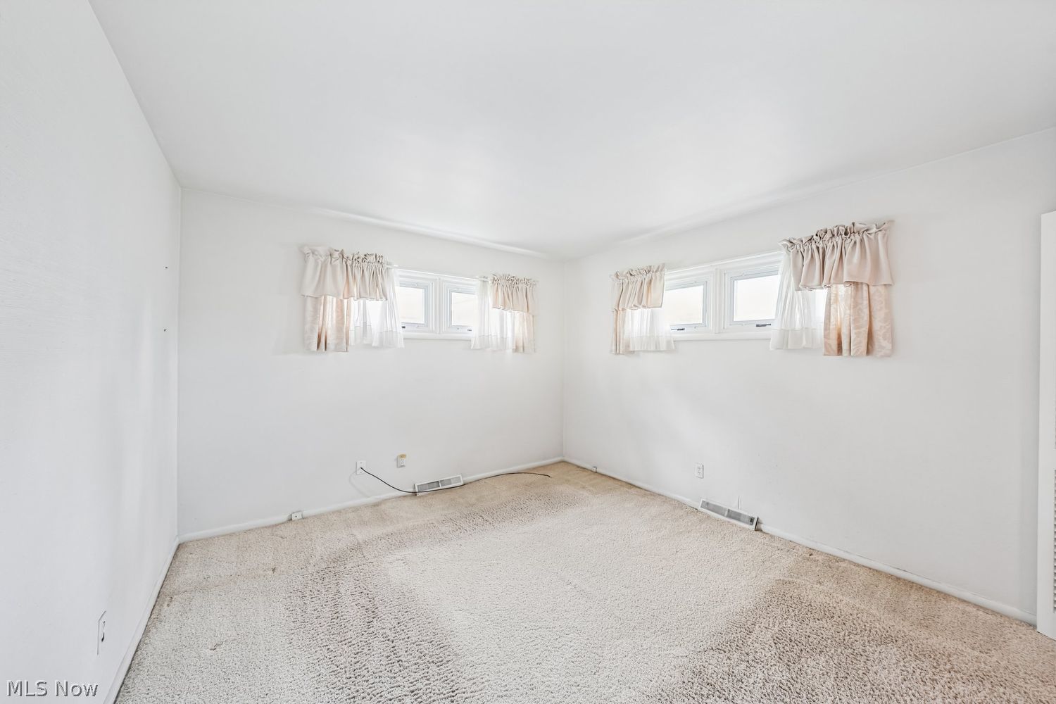 6645 Somerset Drive Brecksville OH 44141