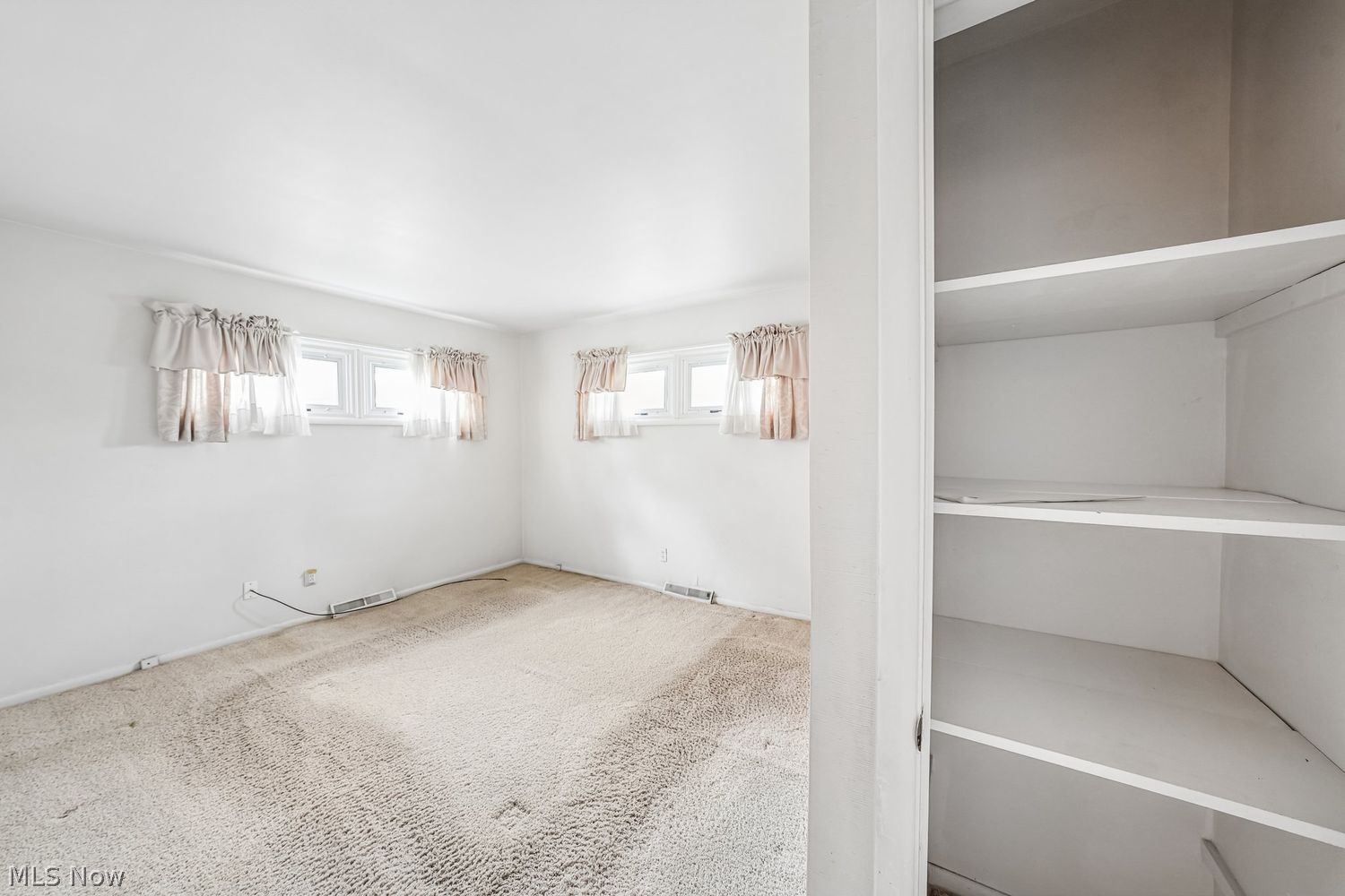 6645 Somerset Drive Brecksville OH 44141