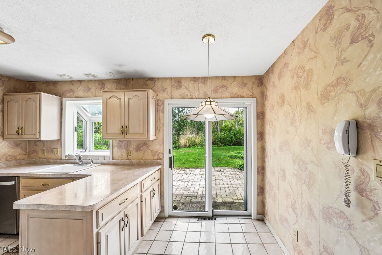 6645 Somerset Drive Brecksville OH 44141