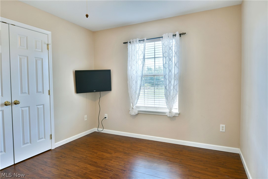 11 Danbury Court NW Warren OH 44481