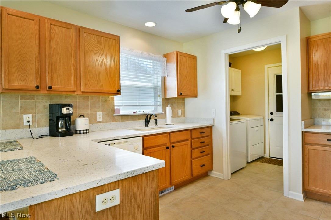 11 Danbury Court NW Warren OH 44481