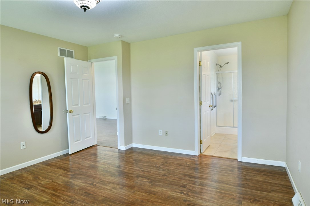 11 Danbury Court NW Warren OH 44481