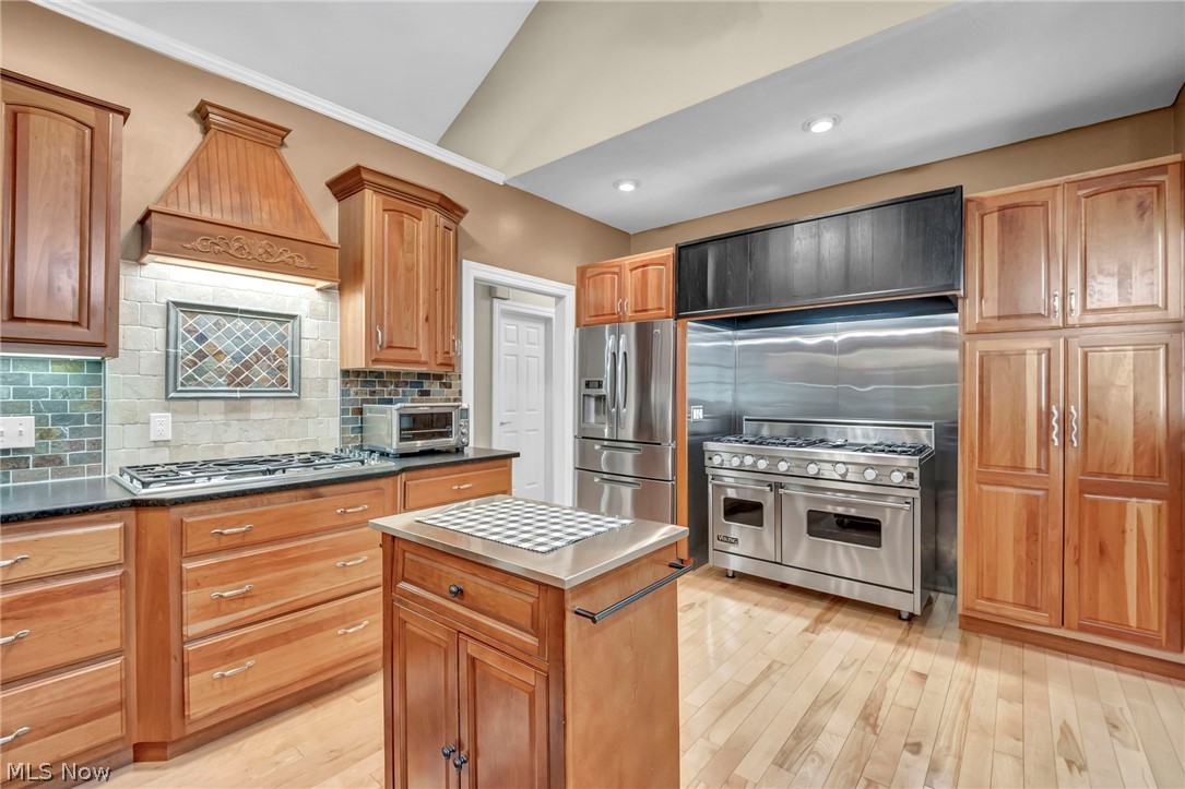 1144 Tanglewood Drive Mantua OH 44255