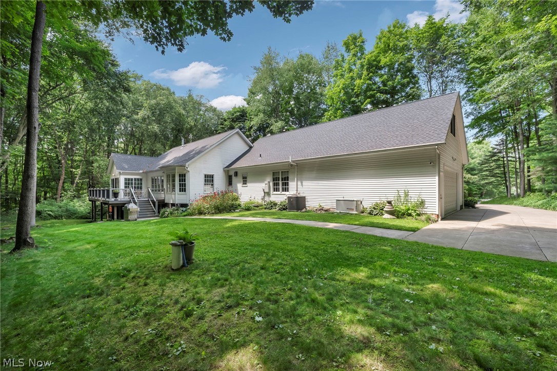 1144 Tanglewood Drive Mantua OH 44255