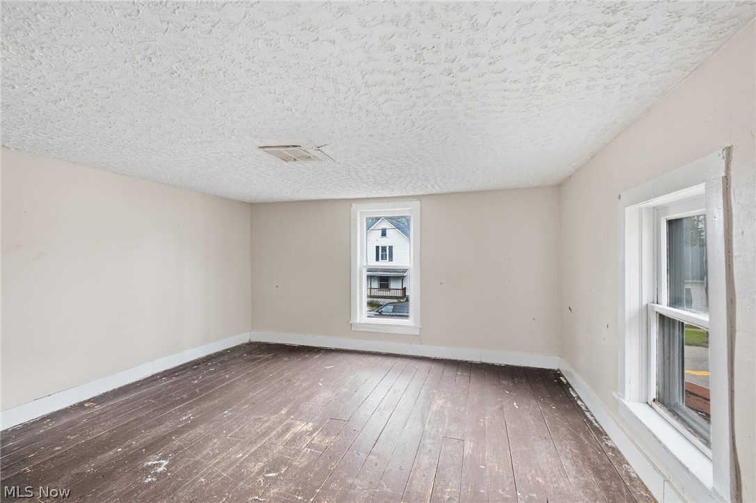 29 S High Street Jeromesville OH 44840