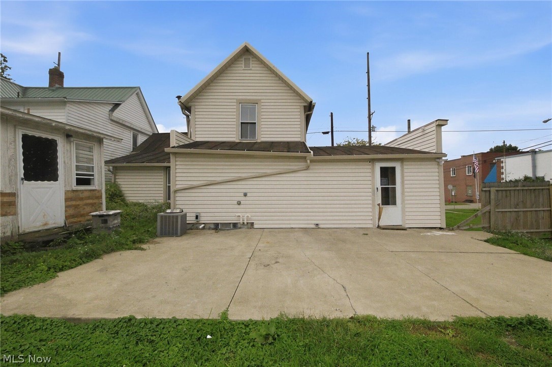 29 S High Street Jeromesville OH 44840