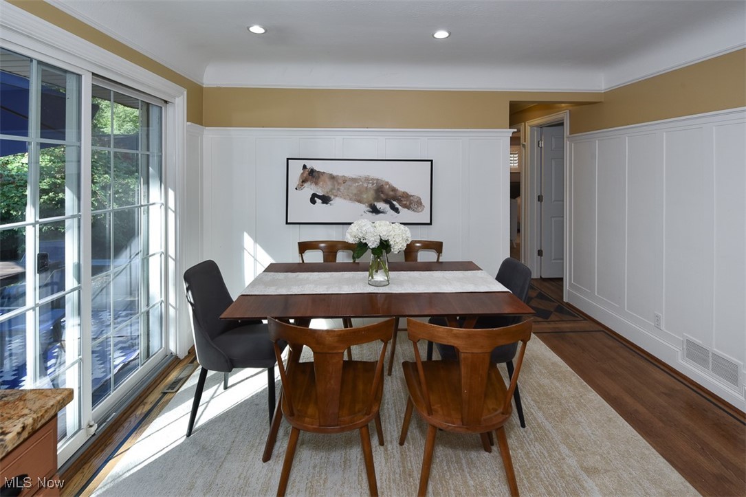 24411 E Oakland Bay Village OH 44140