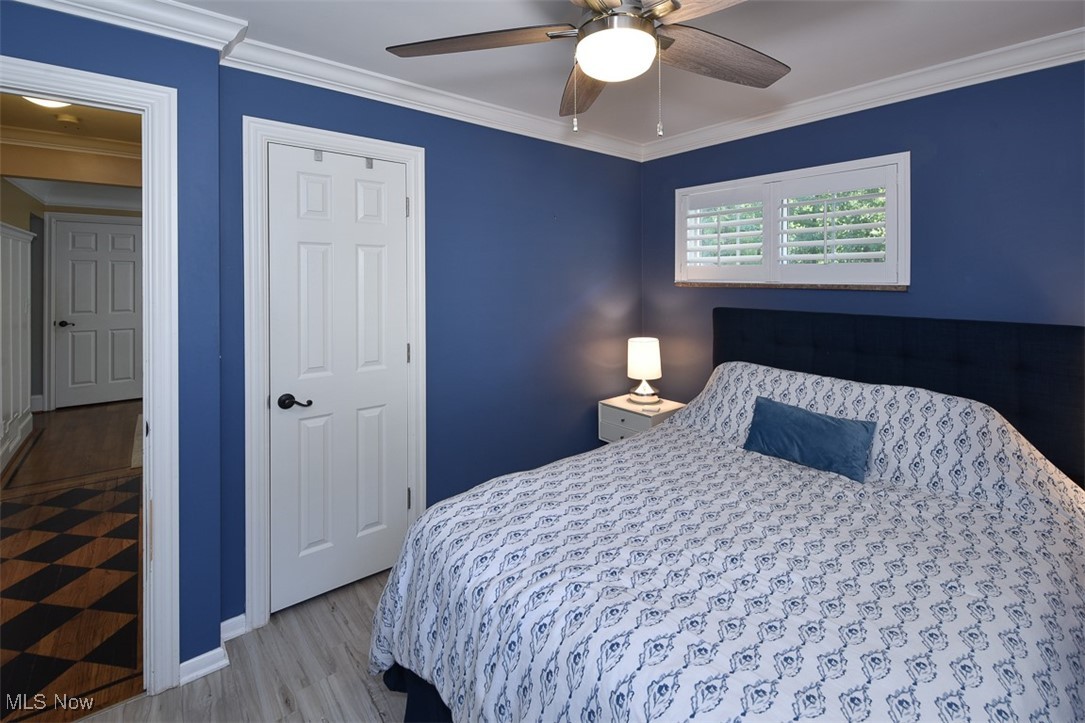 24411 E Oakland Bay Village OH 44140