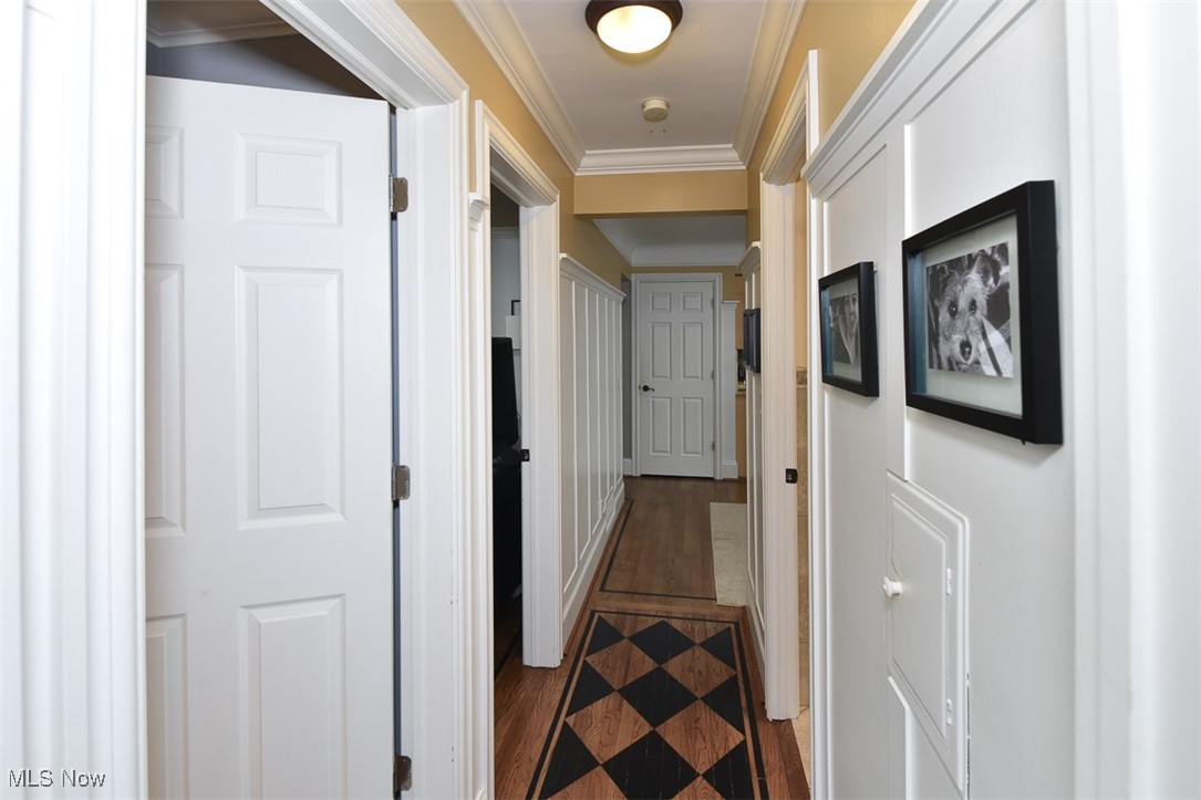 24411 E Oakland Bay Village OH 44140