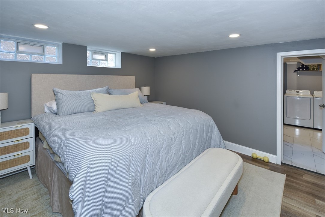 24411 E Oakland Bay Village OH 44140