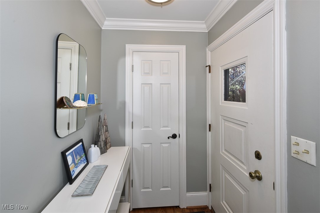 24411 E Oakland Bay Village OH 44140