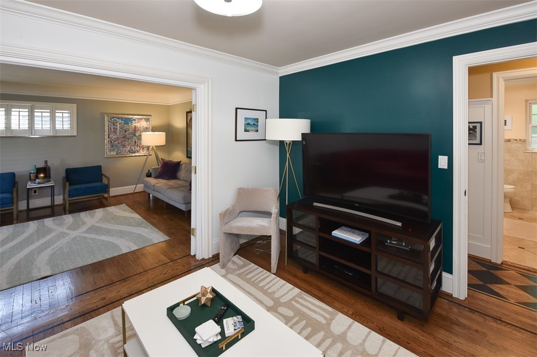 24411 E Oakland Bay Village OH 44140