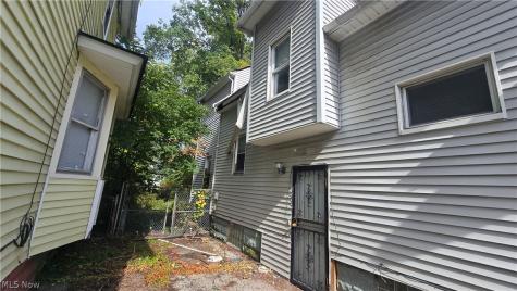 10605 Englewood Avenue Cleveland OH 44108