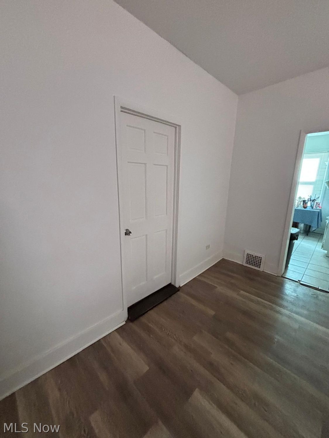 3053 W 105th Street W Cleveland OH 44111