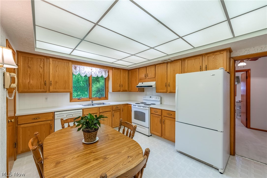 7541 Green Valley Drive Parma OH 44134