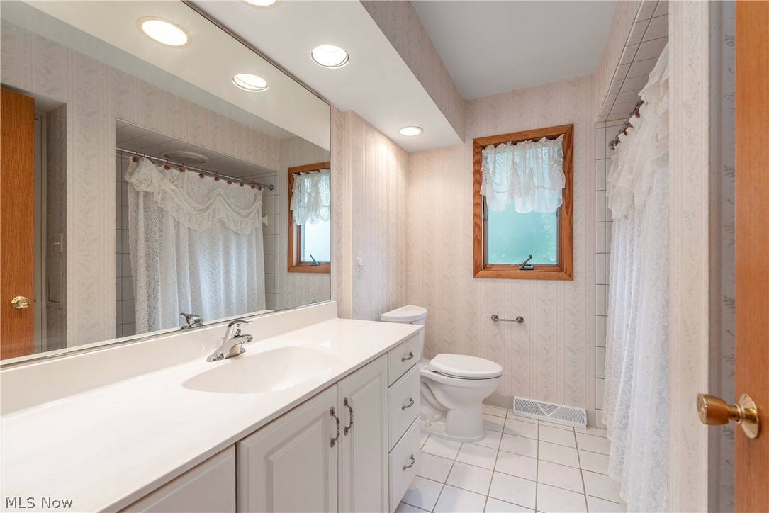 7541 Green Valley Drive Parma OH 44134
