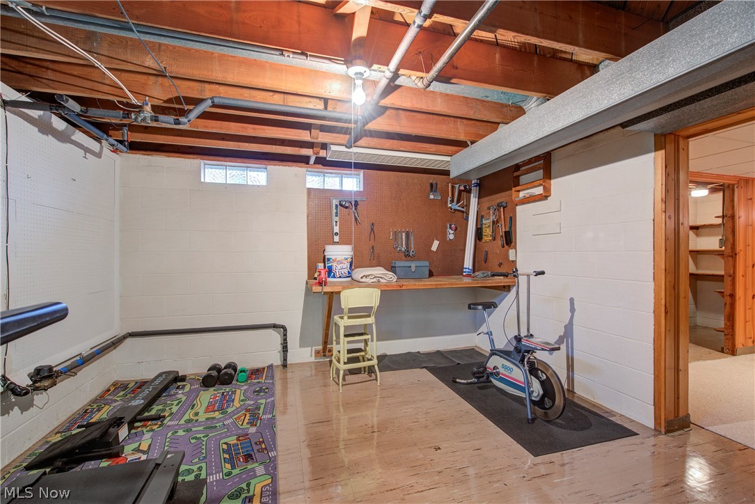 7541 Green Valley Drive Parma OH 44134