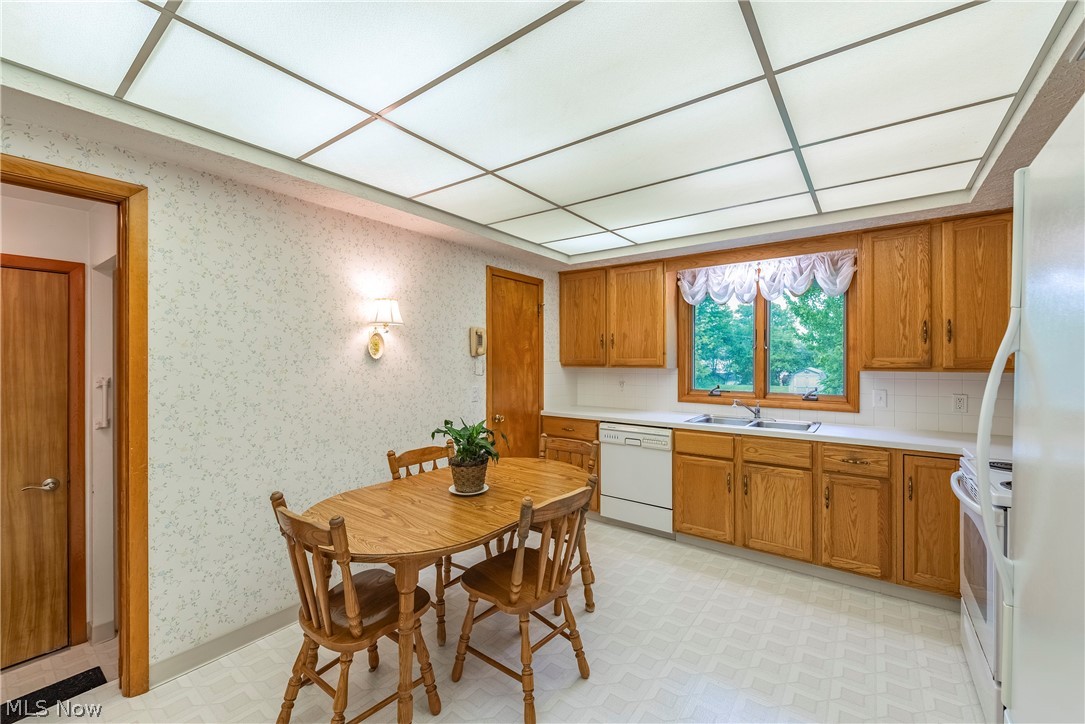 7541 Green Valley Drive Parma OH 44134