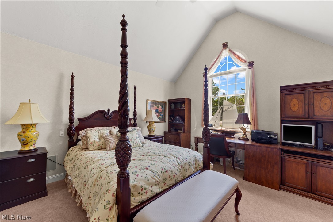 26 Haskell Drive Bratenahl OH 44108