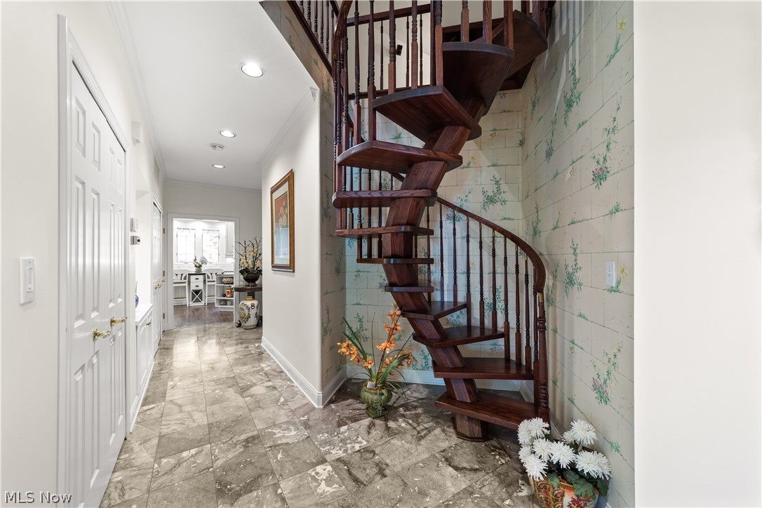 26 Haskell Drive Bratenahl OH 44108