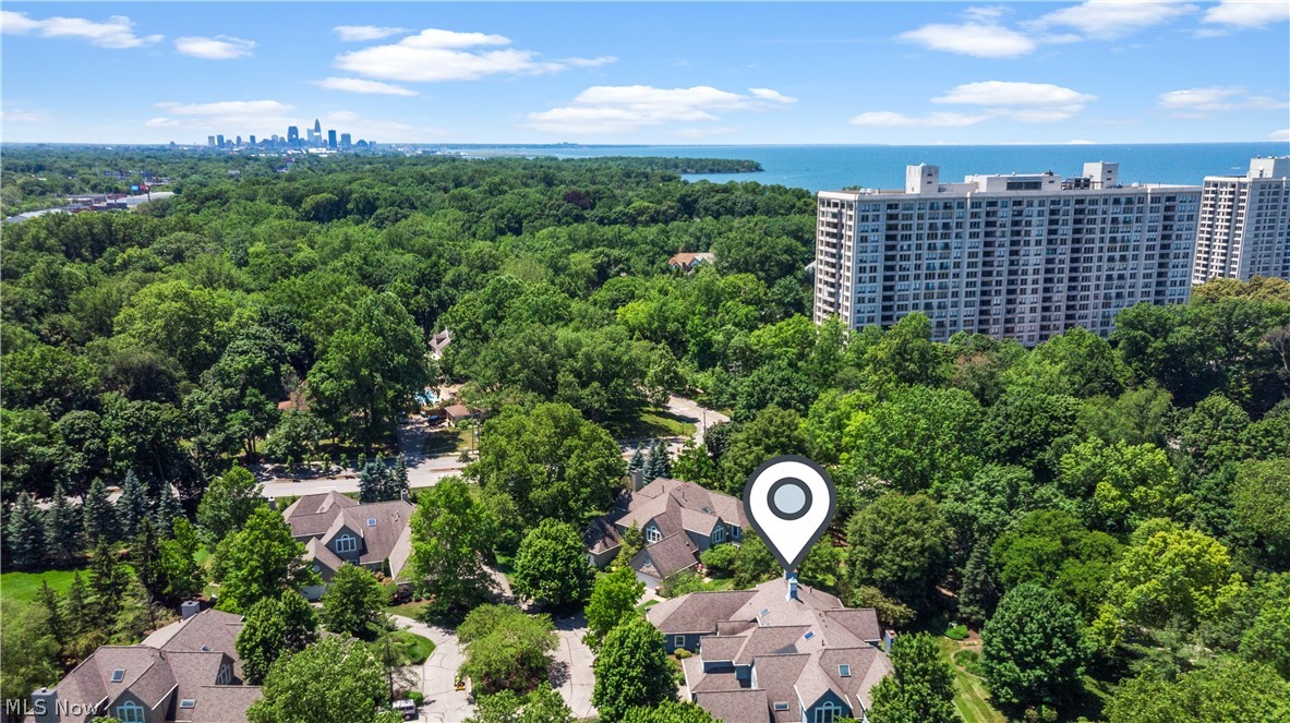 26 Haskell Drive Bratenahl OH 44108