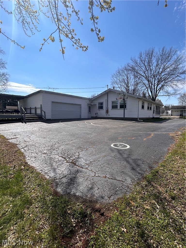 727 Circle Hill Road SE North Canton OH 44720
