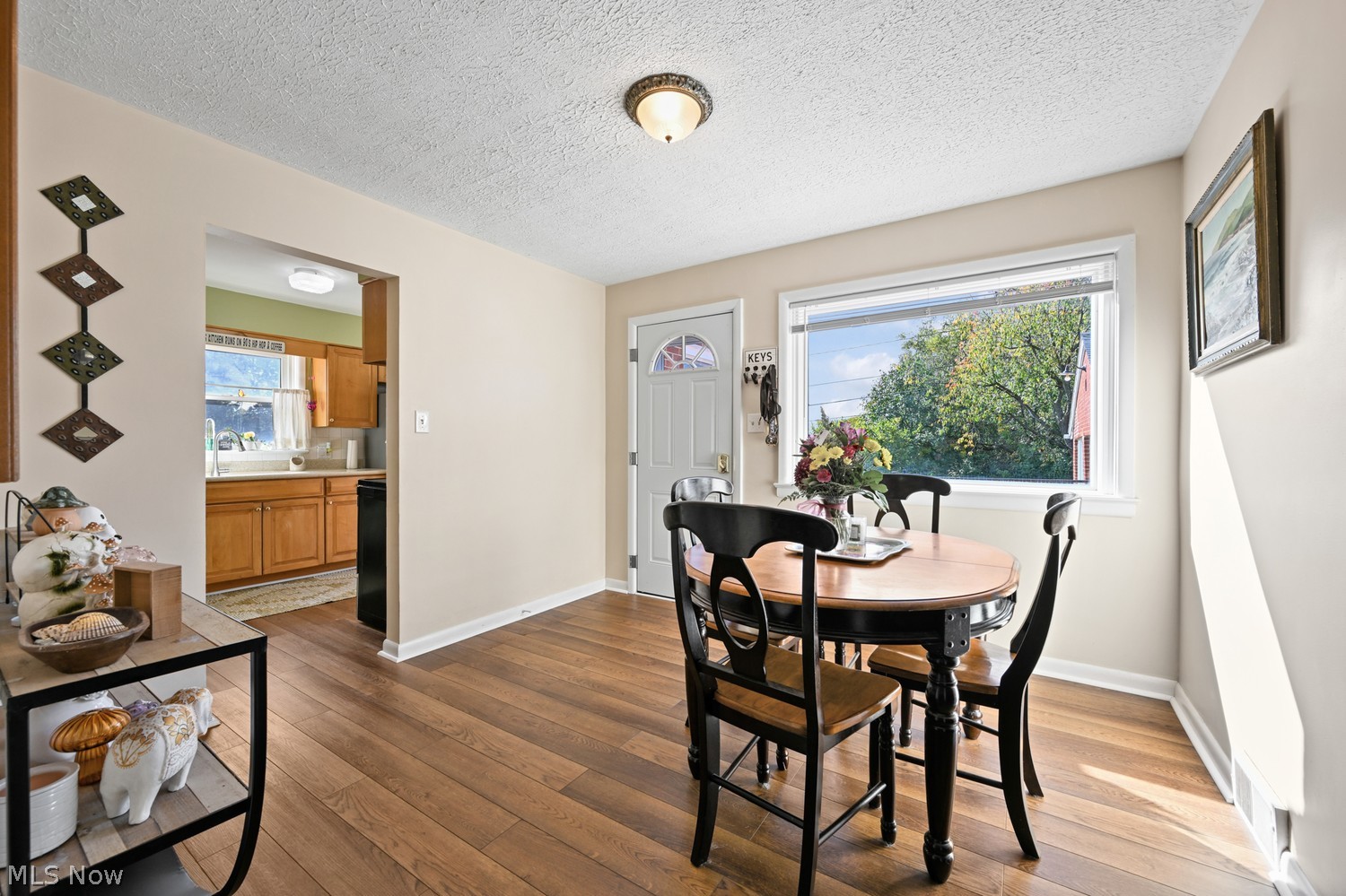 586 Crestwood Avenue Wadsworth OH 44281