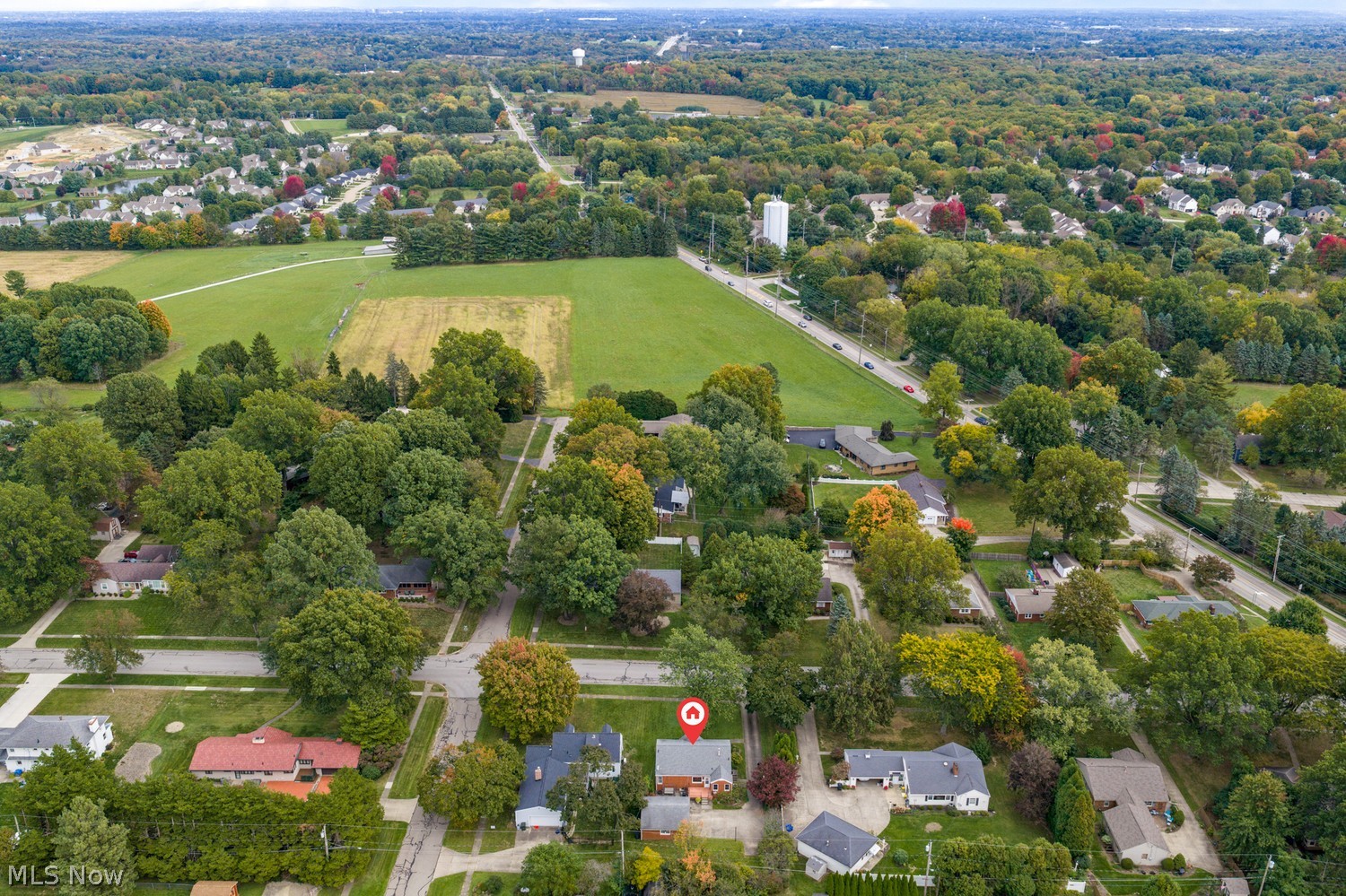 586 Crestwood Avenue Wadsworth OH 44281