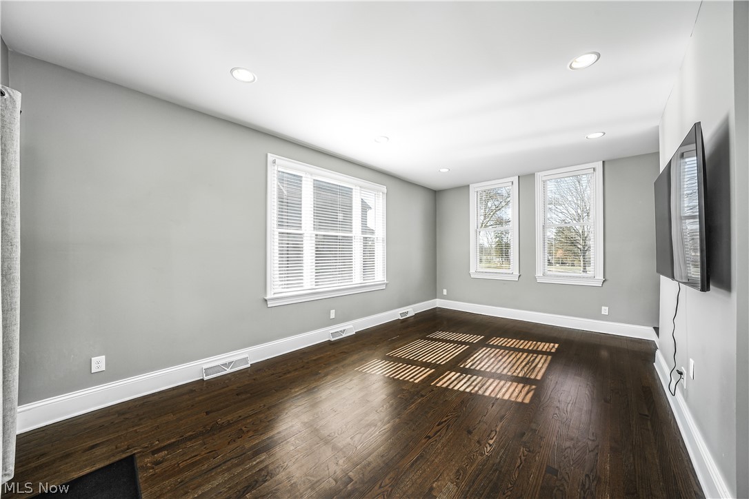 43 N Oviatt Street Hudson OH 44236
