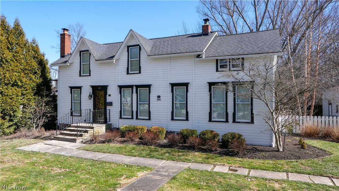 43 N Oviatt Street Hudson OH 44236